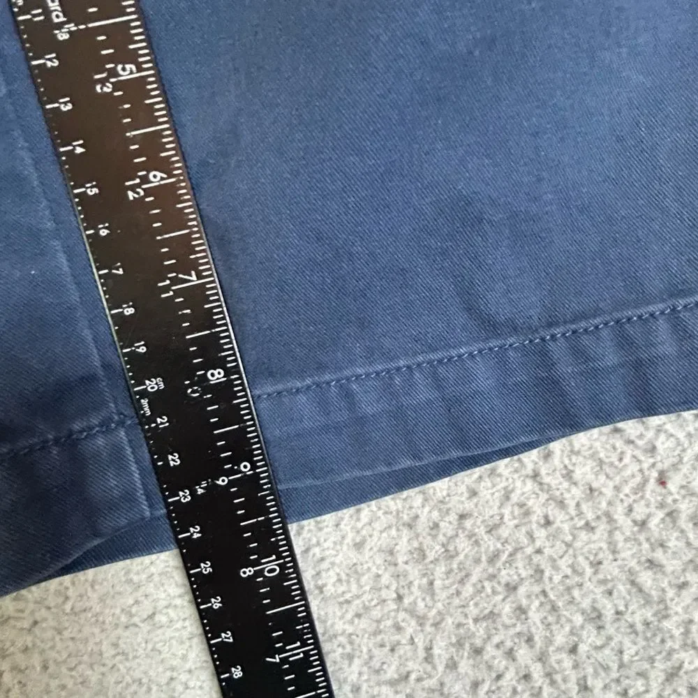 Vineyard Vines Dark Blue Men's Shorts size 36